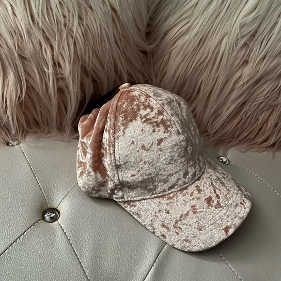 NEW David & Young Pink Velvet Adjustable Fashion Baseball Cap - Picture 2 of 11